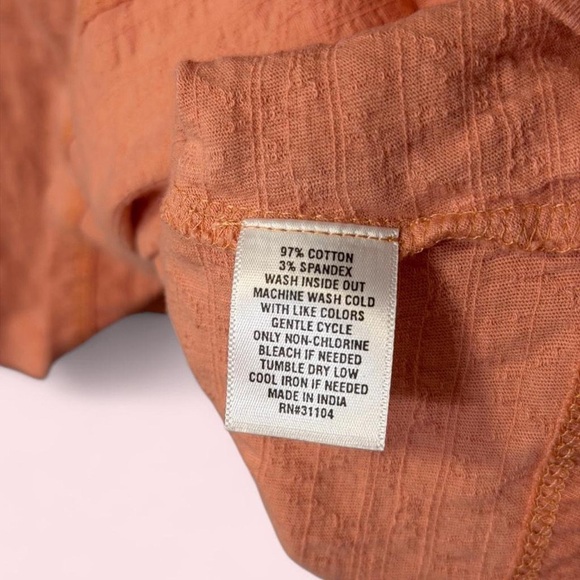 Women’s NWT Wonderly Peach Short Sleeve Blouse Petite Large - Picture 4 of 5